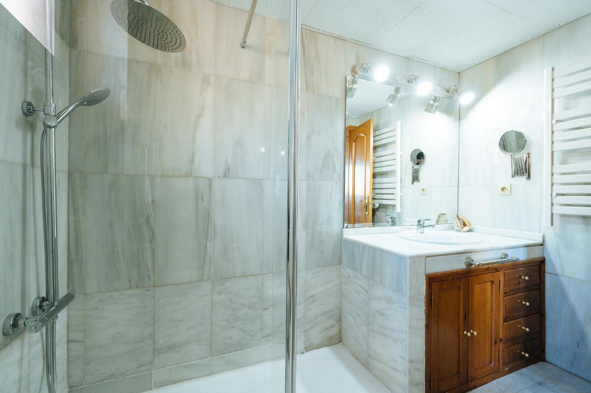 Acogedor Piso Con Parking Santa Justa Apartment Seville Ngoại thất bức ảnh